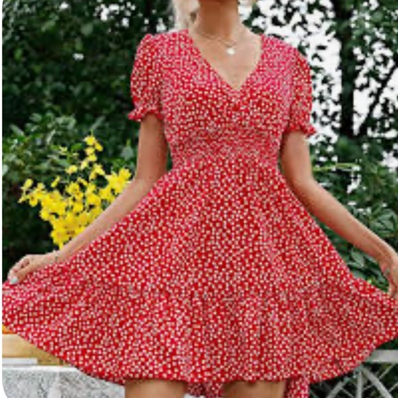 New SHEIN Ditsy Floral Shirred Waist Aline Red Dress - Picture 1 of 8